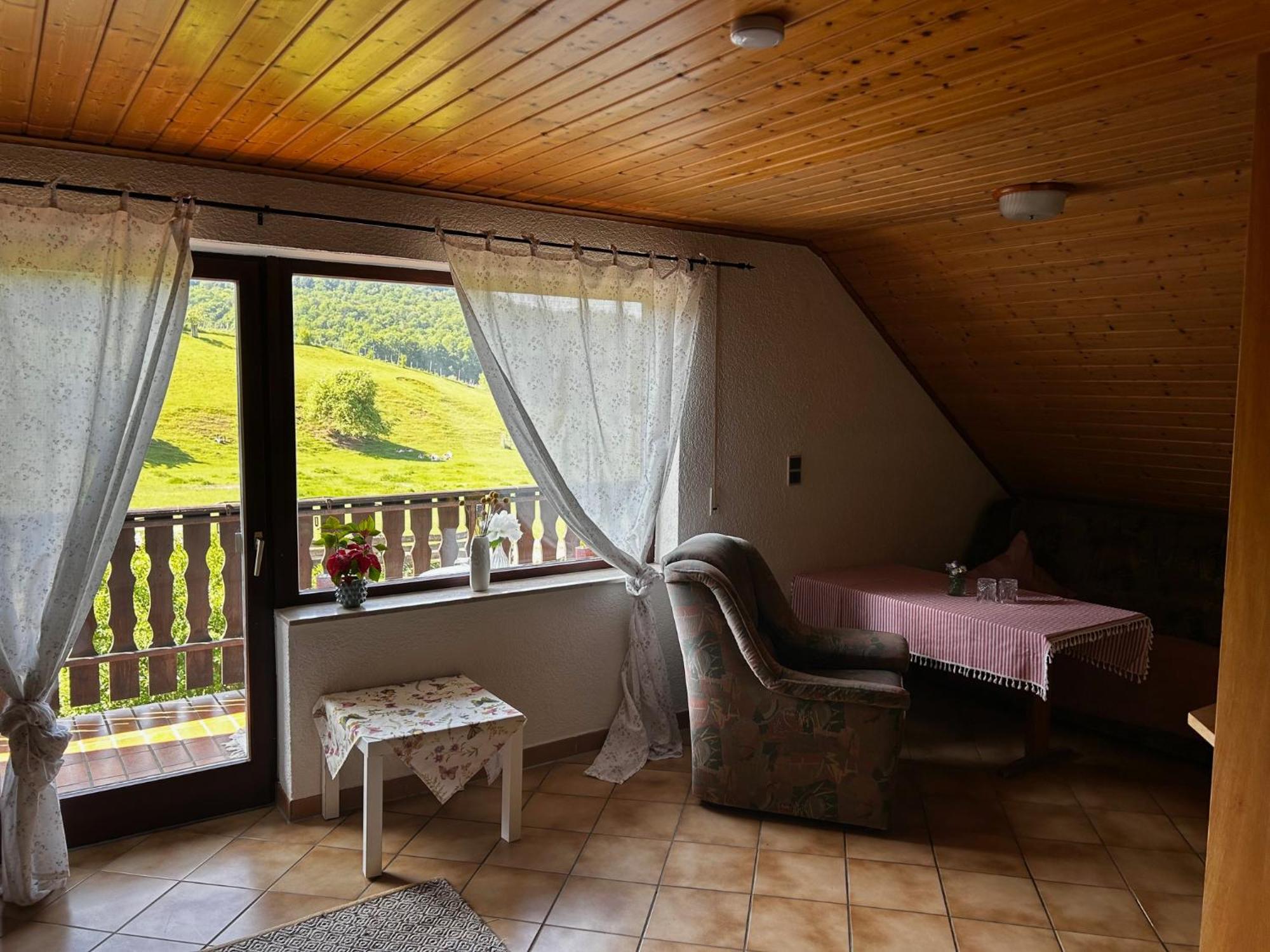 Handthal Pension Margarete מראה חיצוני תמונה